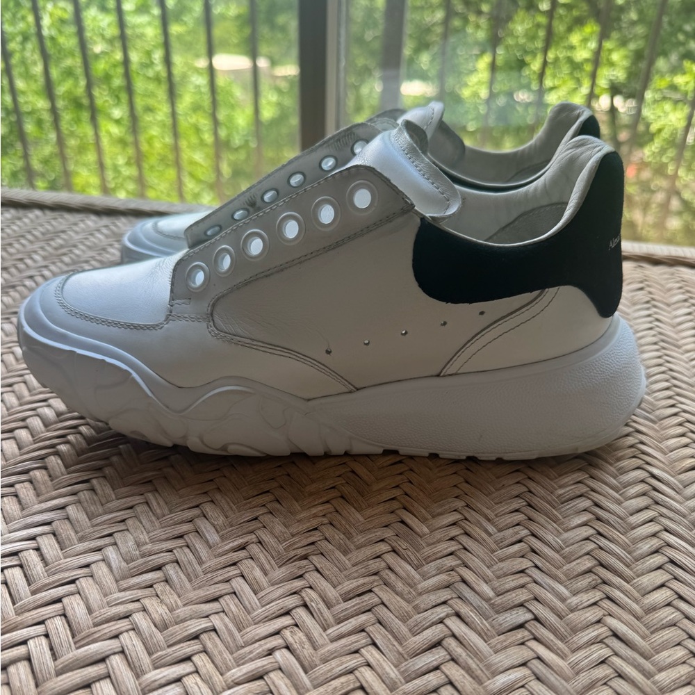 Alexander McQueen Sneakers - Size 36 - Picture 4 of 11